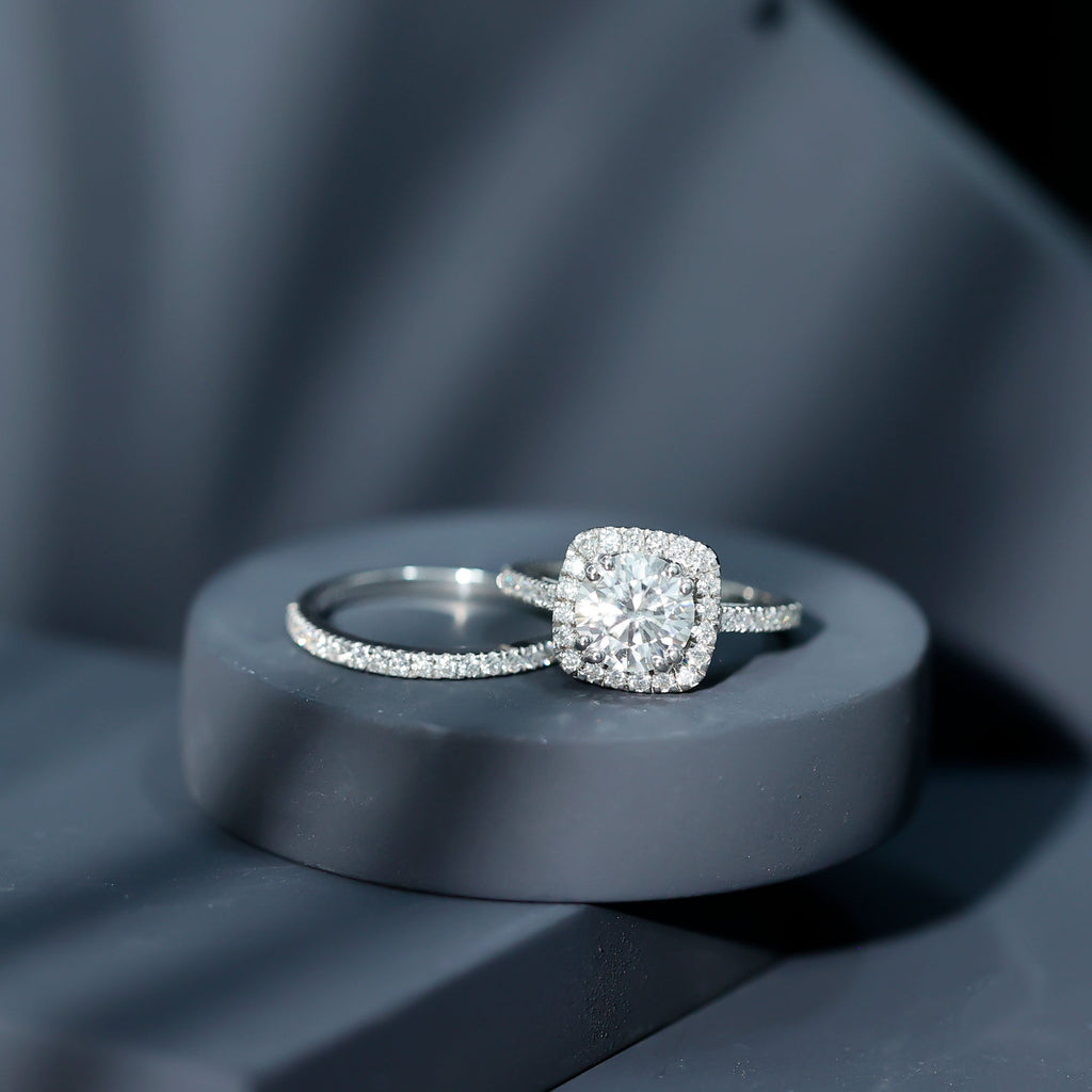 3.25 CT Round Certified Moissanite Wedding Silver Ring Set with Halo