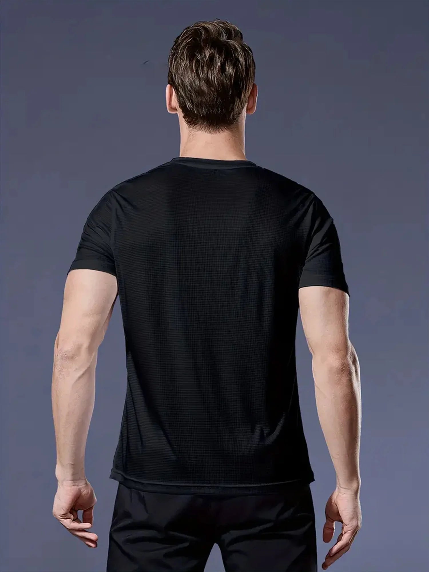 Ultra-Light Quick-Dry Round Neck Tee