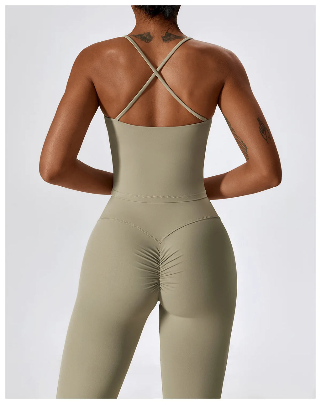 Seamless Yoga Set – Leggings & Crop Top