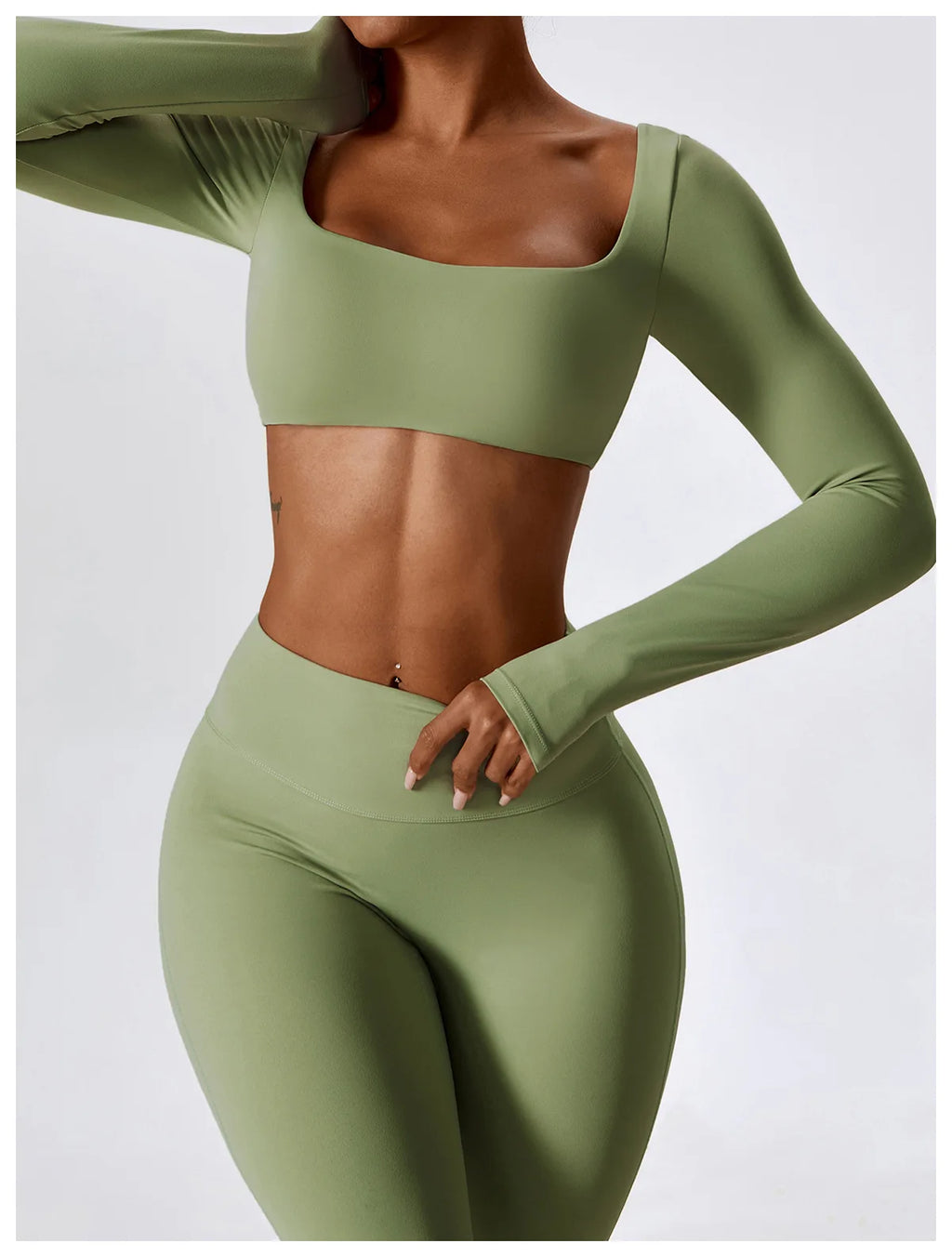 Seamless Yoga Set – Leggings & Crop Top