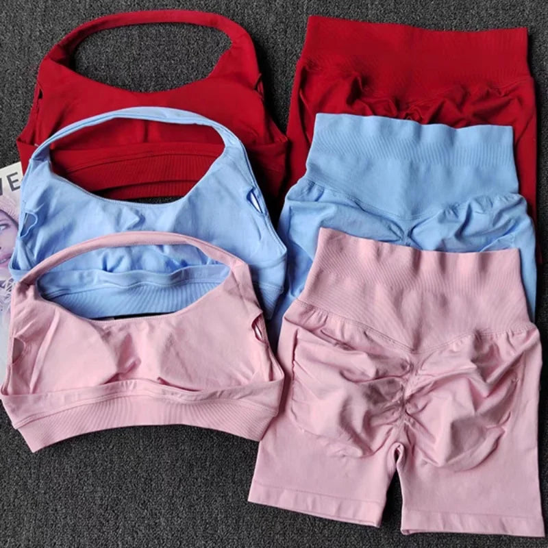 Seamless Yoga Set – Bra & Shorts