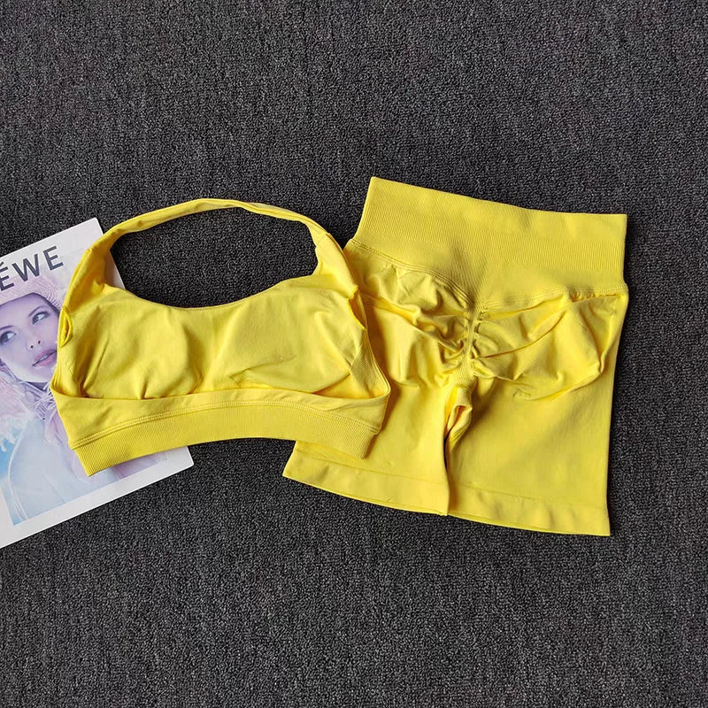 2 Pieces Yoga Suit for Women Seamless Fitness Gym Clothes Halter Sports Bra Matching Impact Shorts Workout Sets Gym Set Outfit