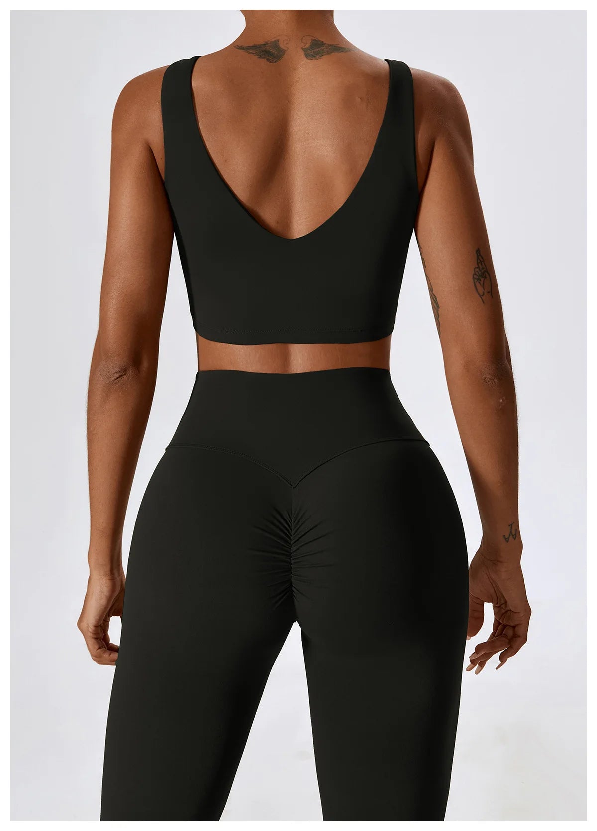 Seamless Yoga Set – Leggings & Crop Top