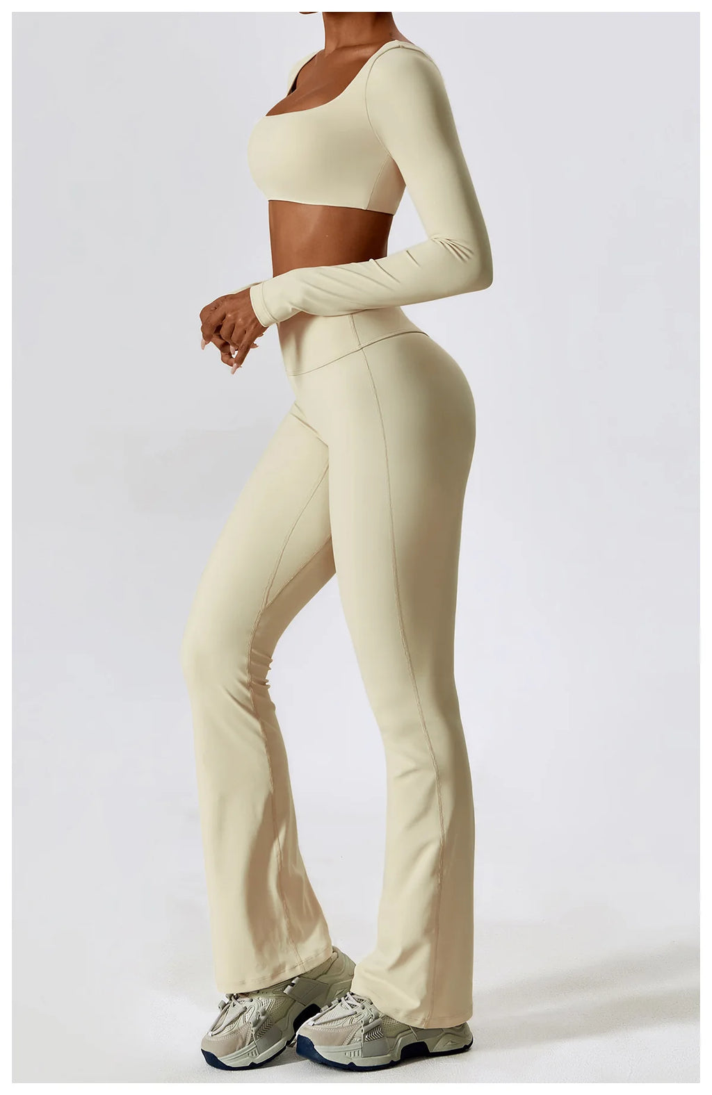 Seamless Yoga Set – Leggings & Crop Top