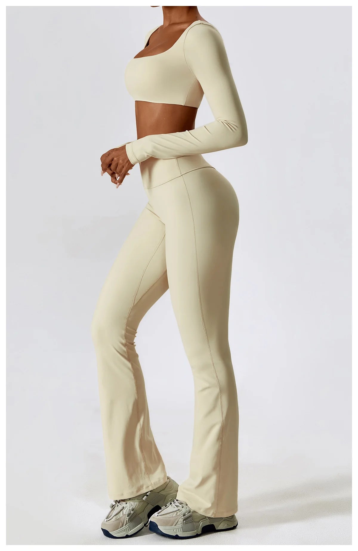 Seamless Yoga Set – Leggings & Crop Top