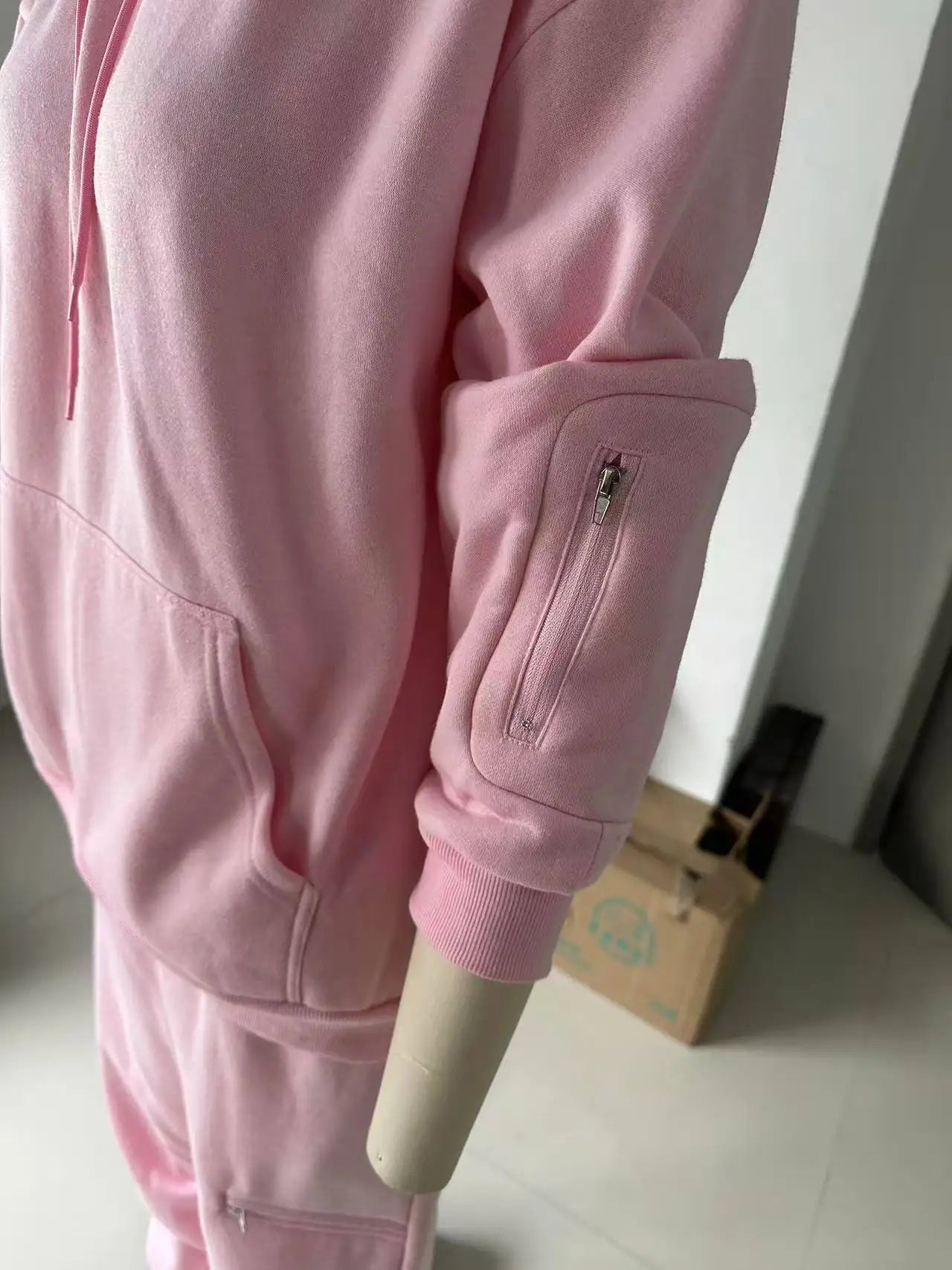 2026 European And American Cross-Border Trade Flight Mode Travel Hoodie