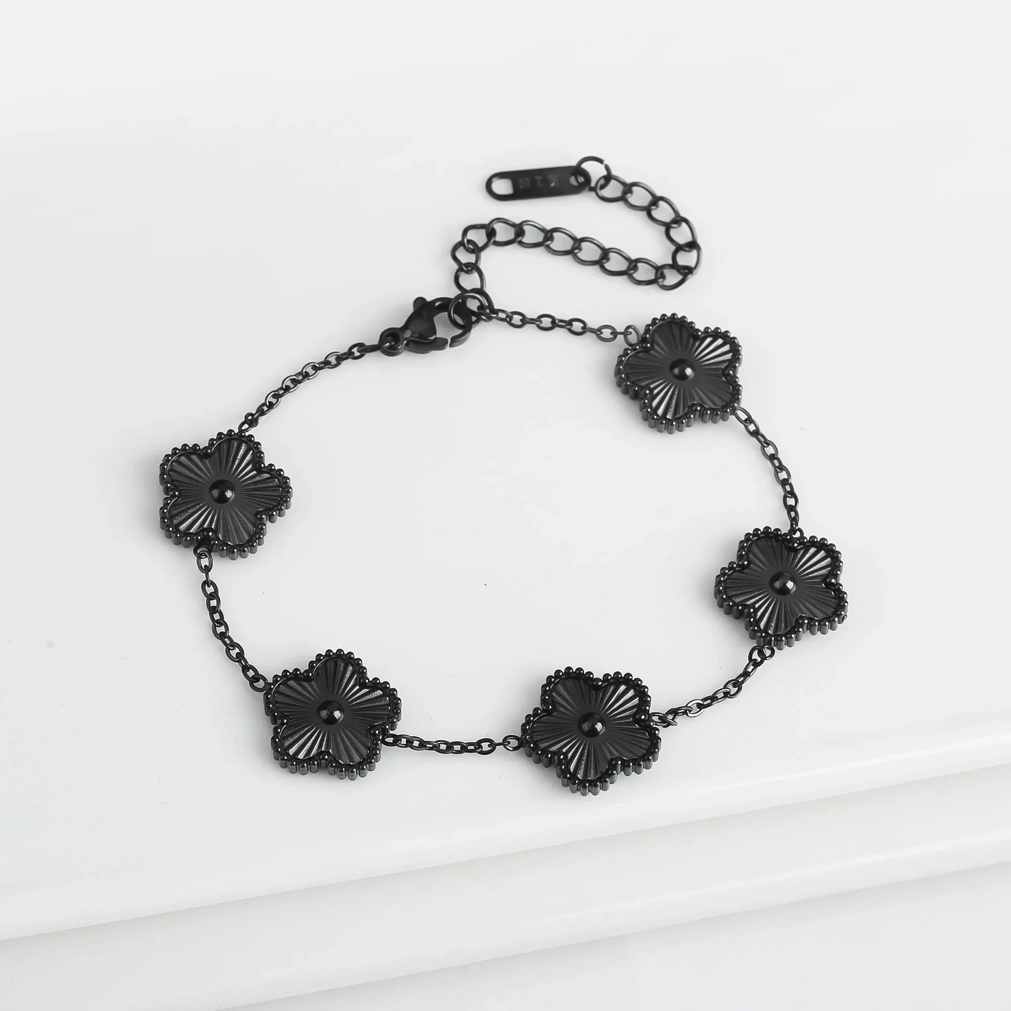 Color jewelry clover stainless steel new plant five-leaf flower bracelet hot jewelry jewelry gifts for women