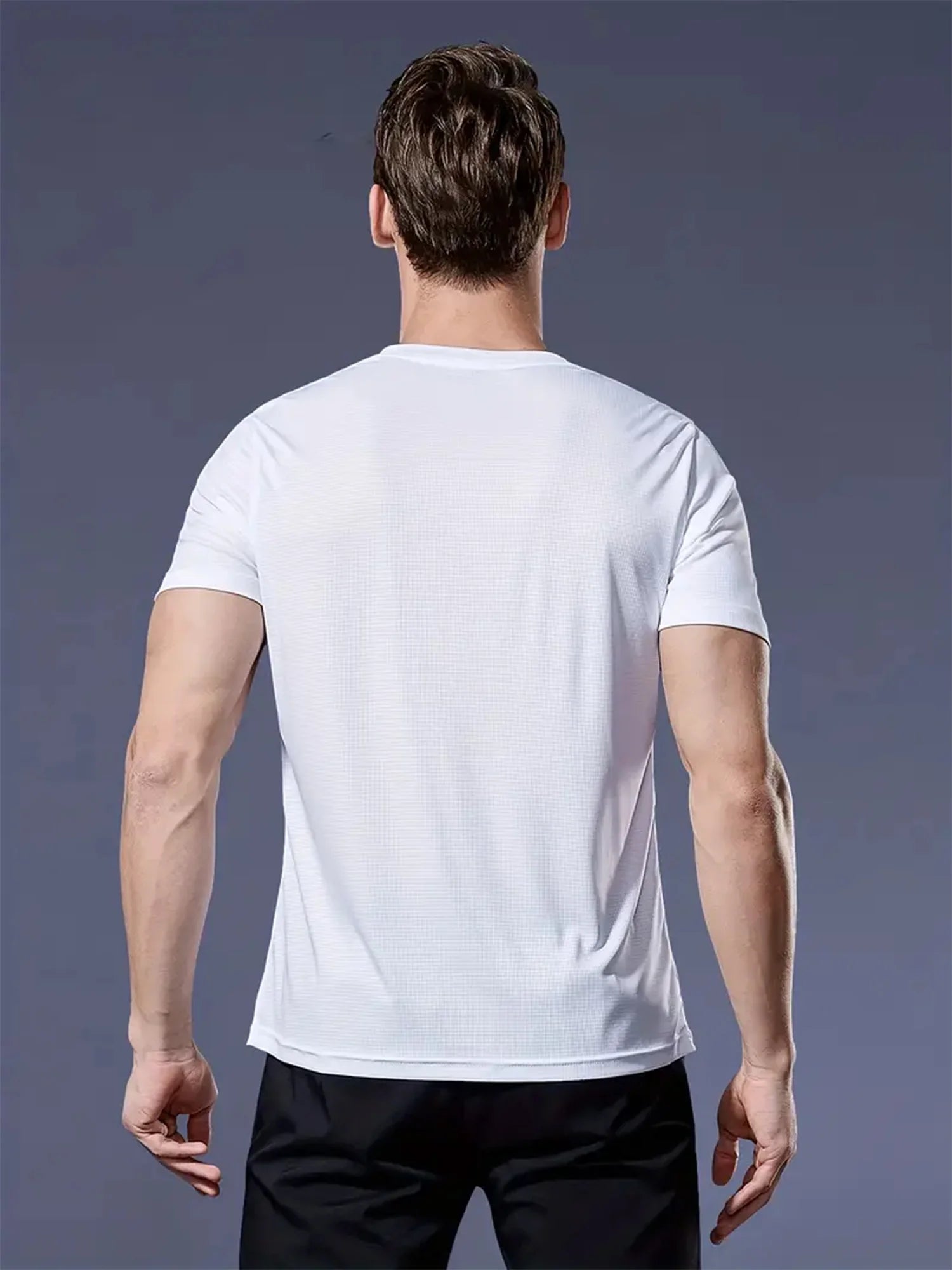 Ultra-Light Quick-Dry Round Neck Tee