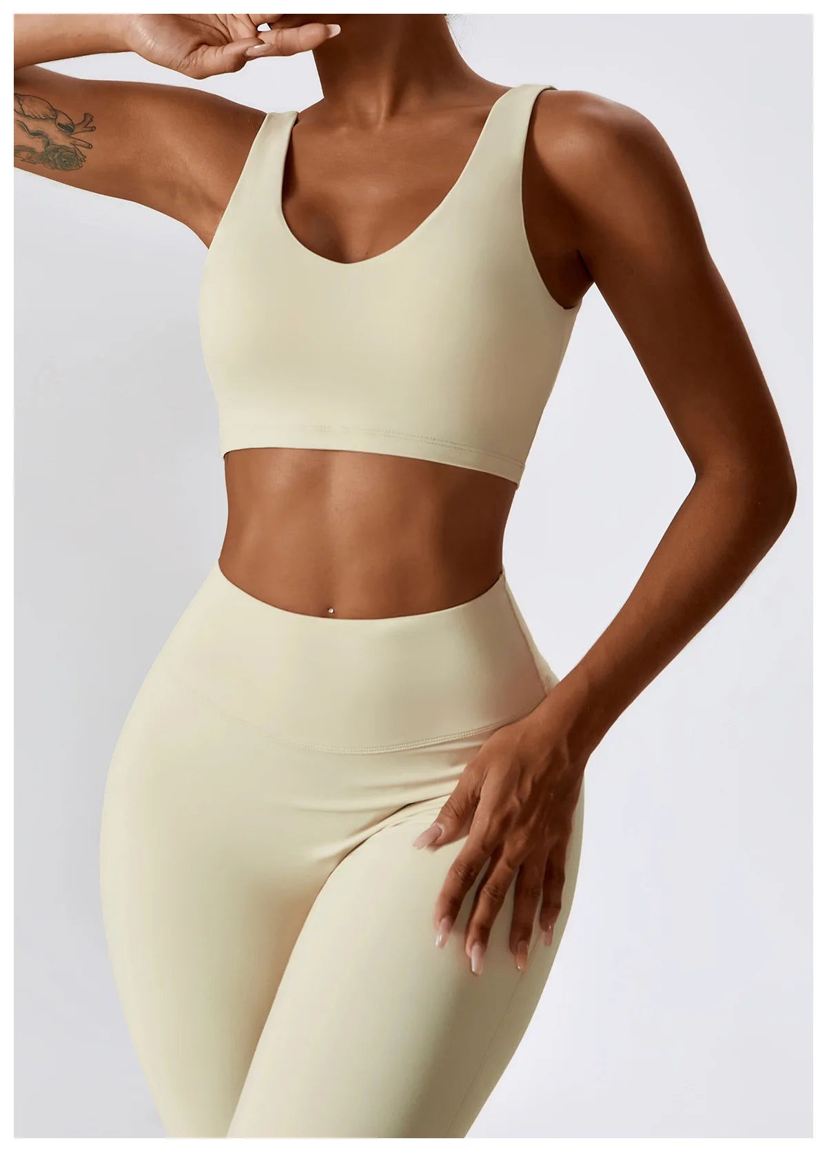 Seamless Yoga Set – Leggings & Crop Top