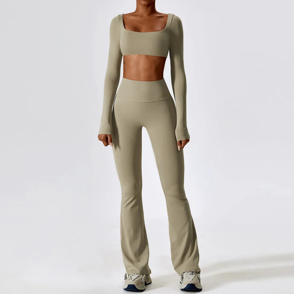 Seamless Yoga Set – Leggings & Crop Top