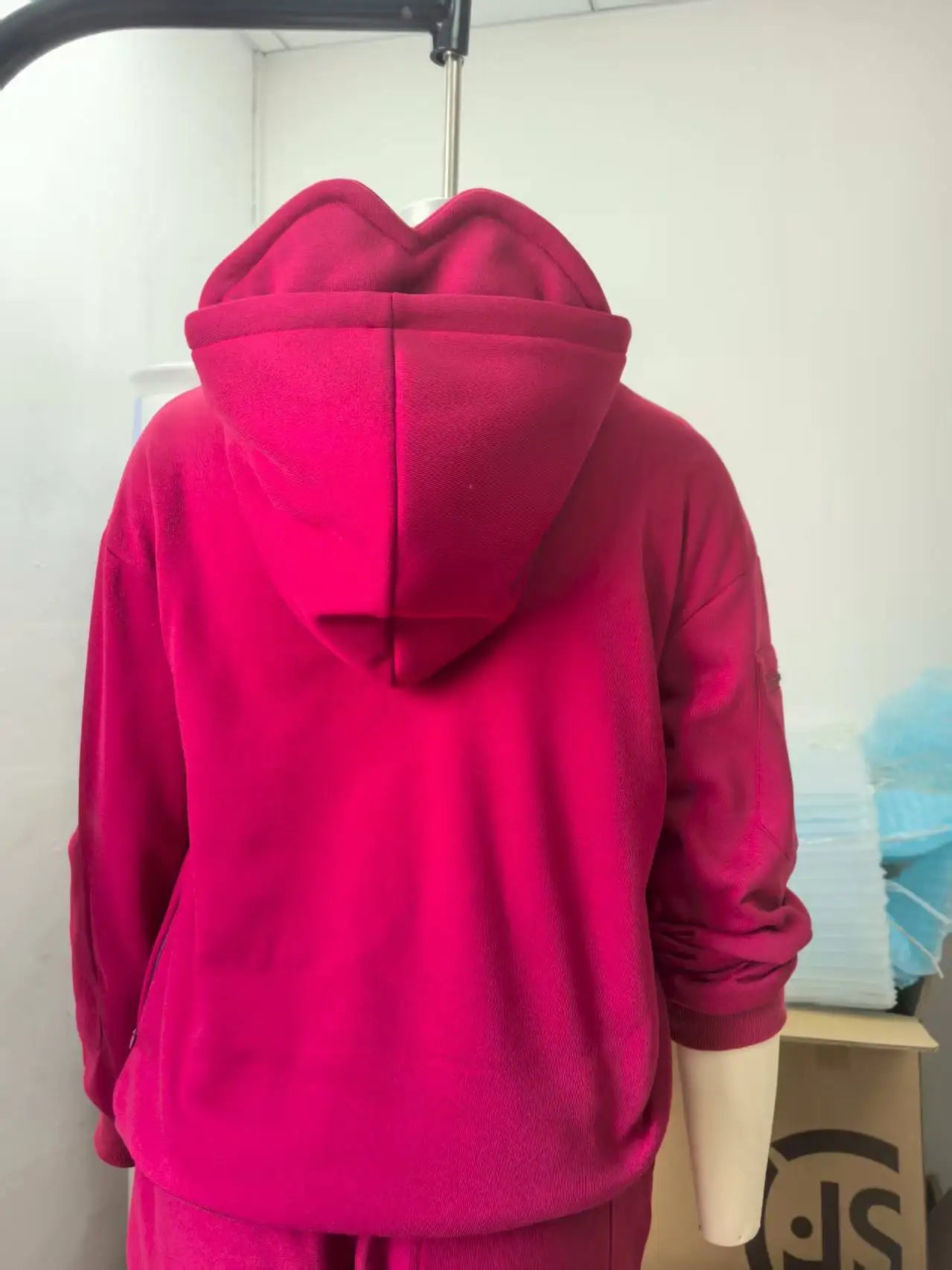 2026 European And American Cross-Border Trade Flight Mode Travel Hoodie