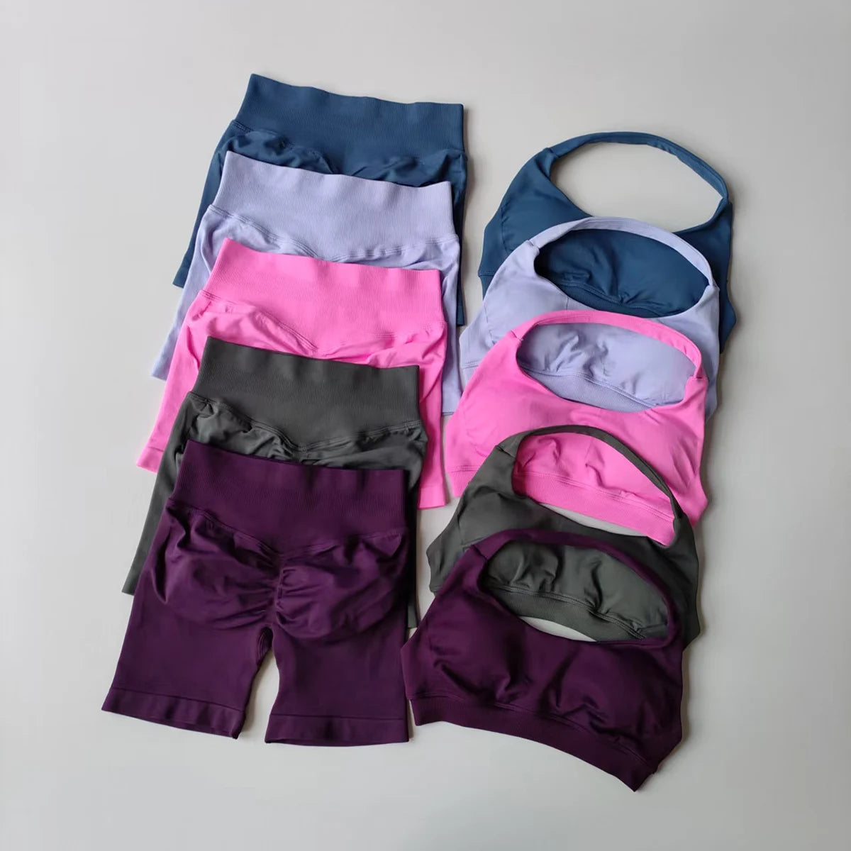Seamless Yoga Set – Bra & Shorts