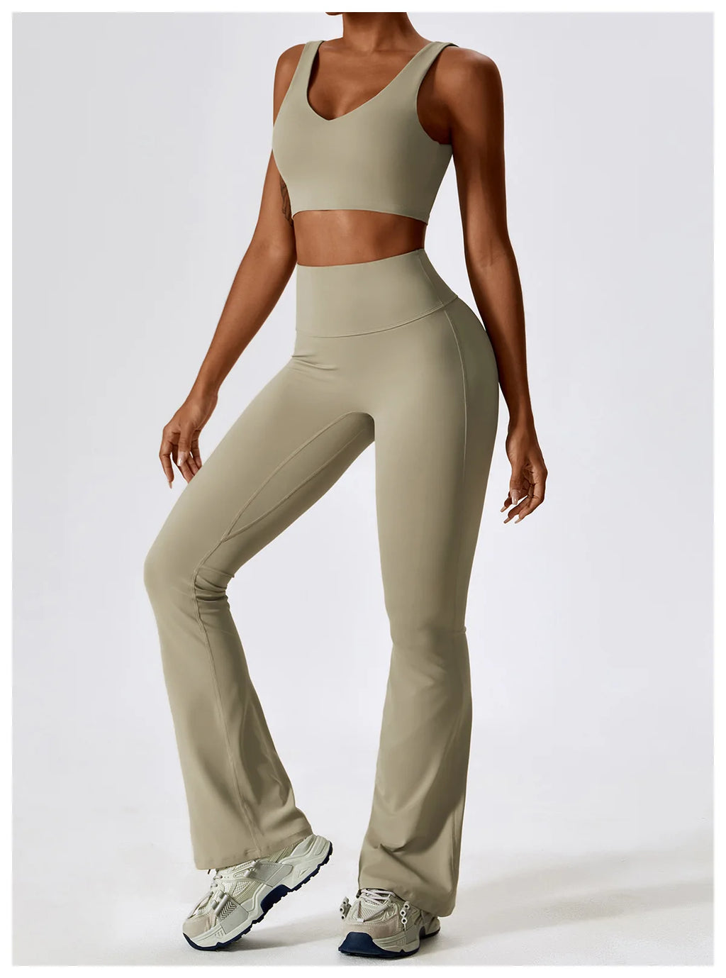 Seamless Yoga Set – Leggings & Crop Top