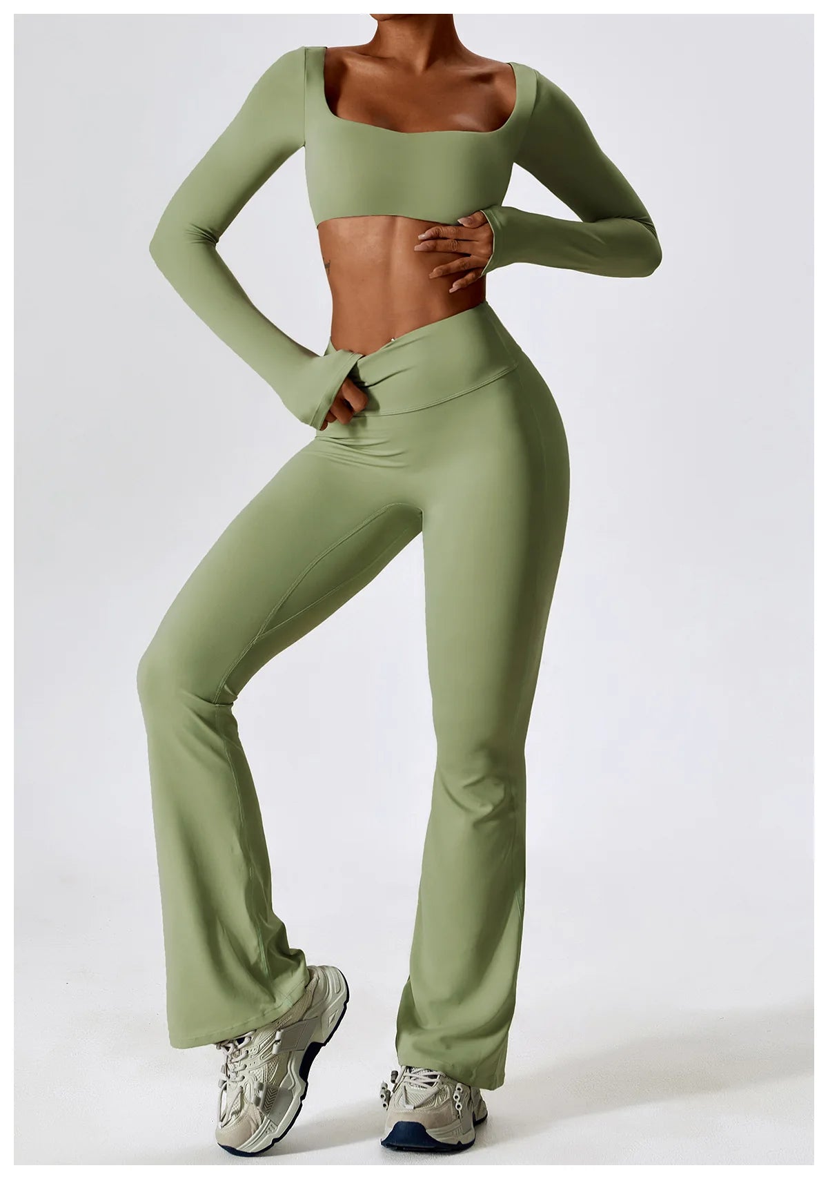 Seamless Yoga Set – Leggings & Crop Top