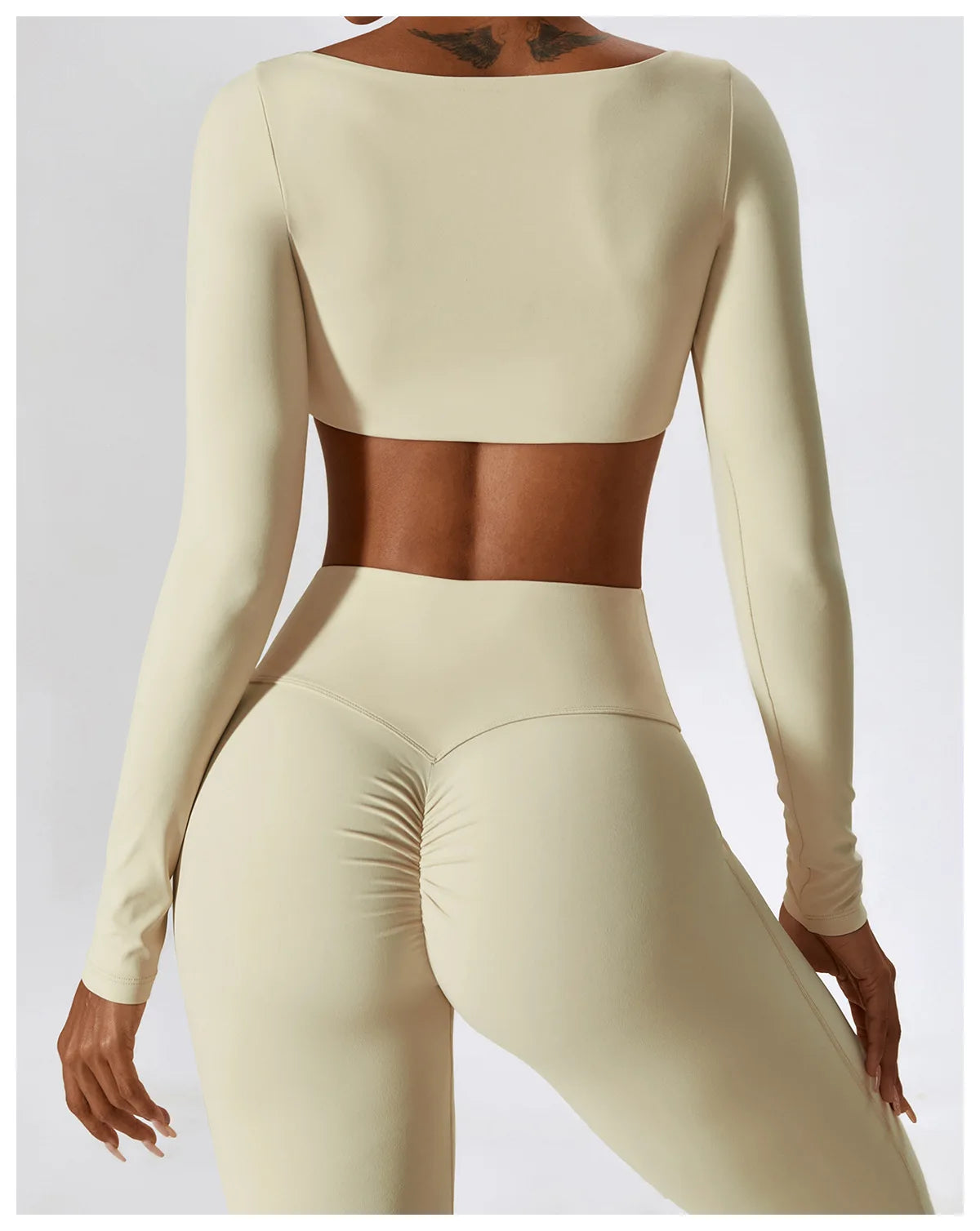 Seamless Yoga Set – Leggings & Crop Top
