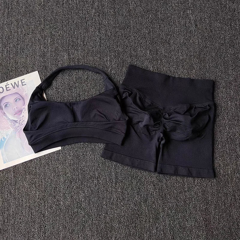 Seamless Yoga Set – Bra & Shorts