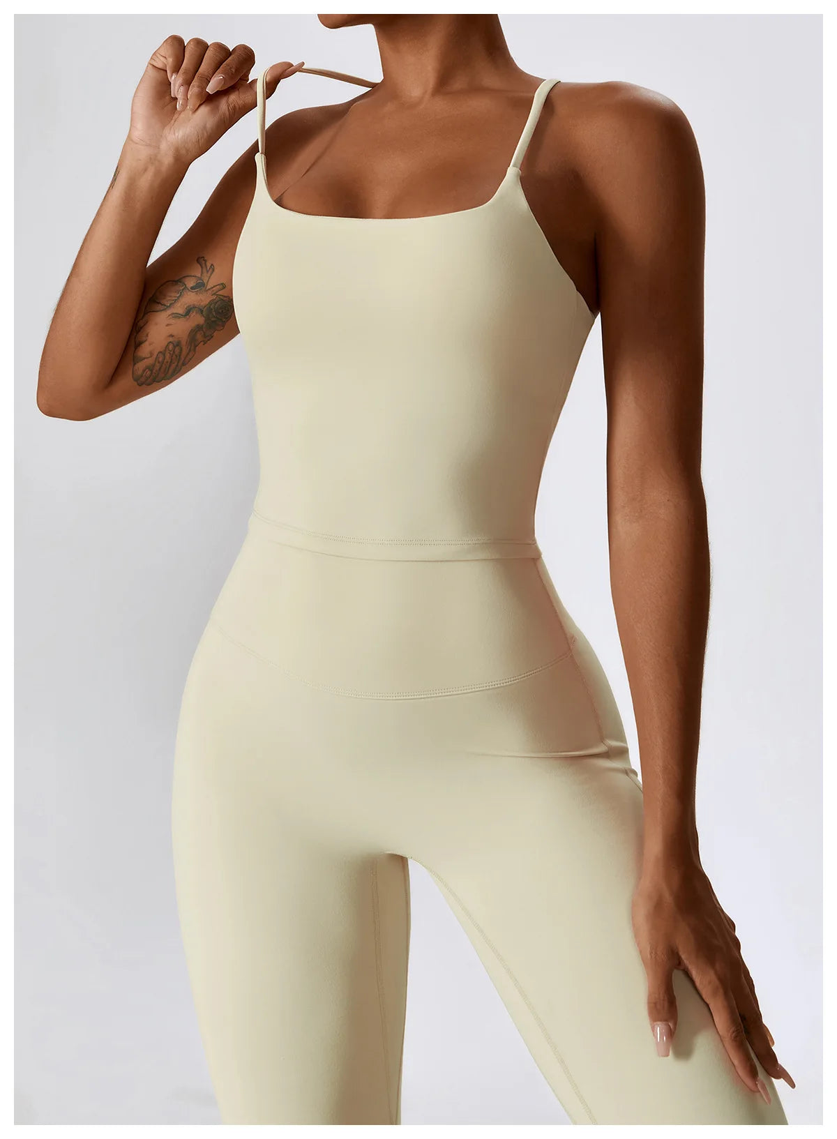 Seamless Yoga Set – Leggings & Crop Top