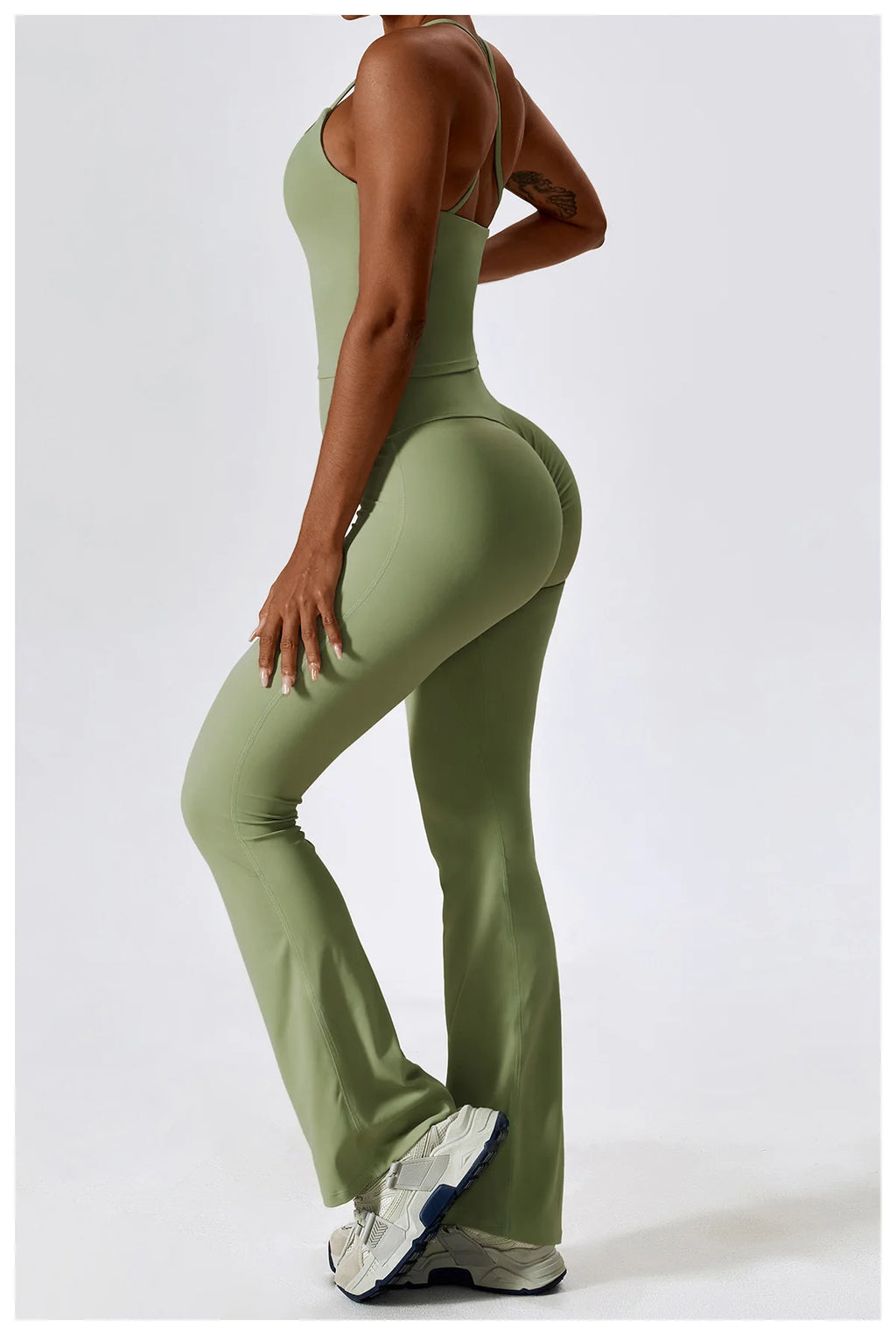 Seamless Yoga Set – Leggings & Crop Top