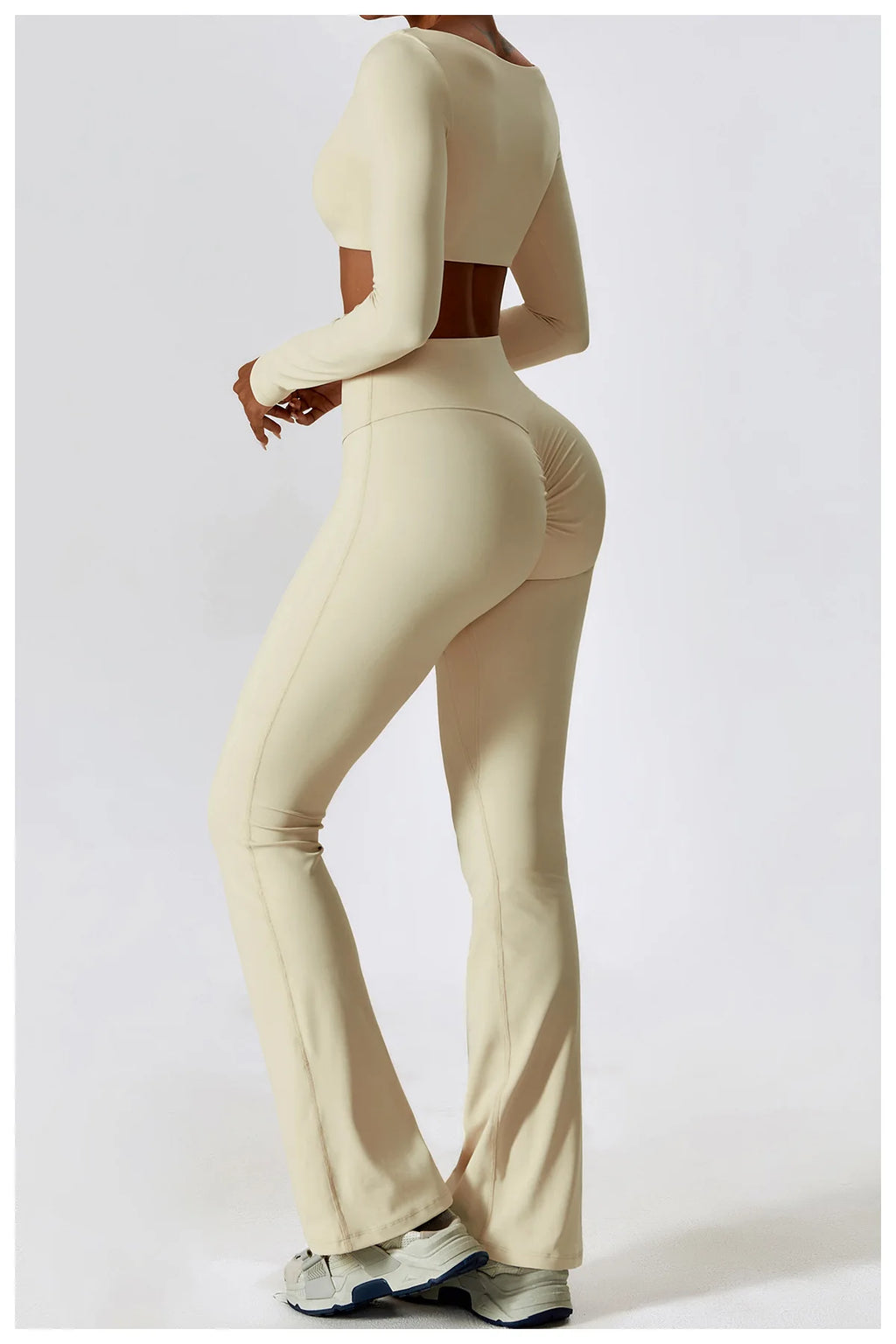 Seamless Yoga Set – Leggings & Crop Top